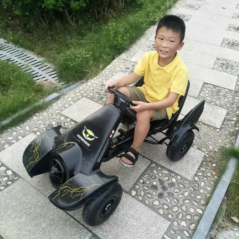 Voiture à pédales gonflable à  - Go Kart Pedal Kids avis et prix