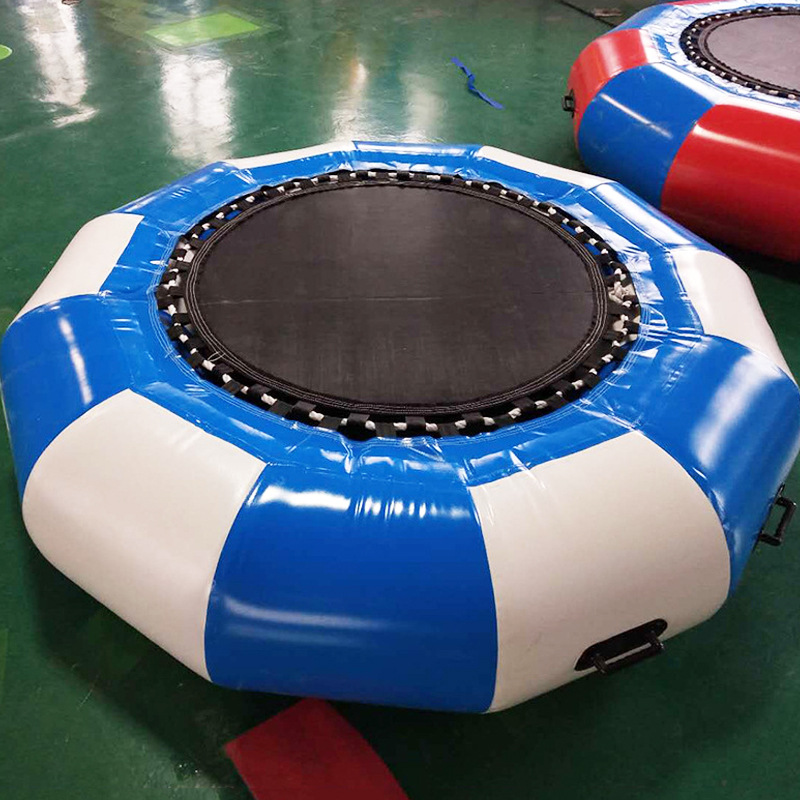 Trampoline aquatique gonflable - Outdoor Children'S Park avis et prix