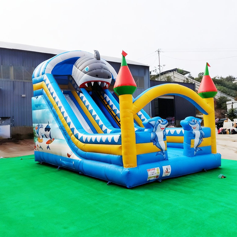 Toboggan gonflable compact à l - Kids Outdoor Slide avis et prix