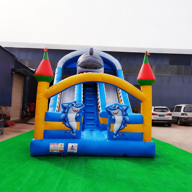 Toboggan gonflable compact à l - Kids Outdoor Slide avis et prix